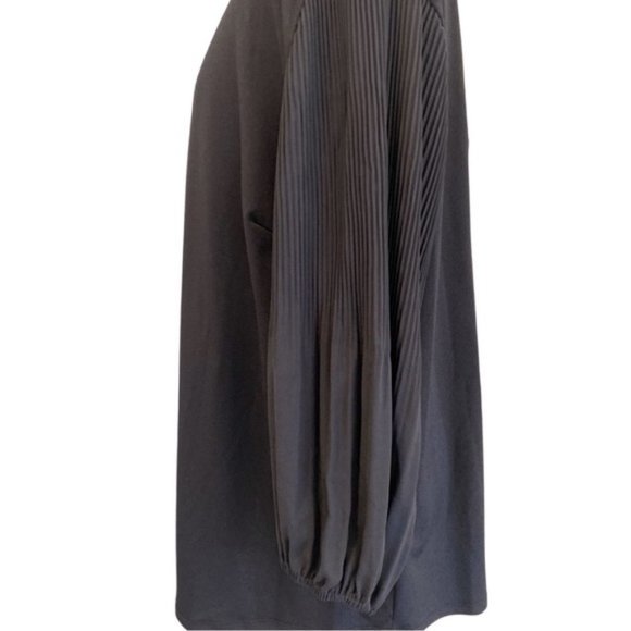 Adrianna Papell lightweight flowy round neck long sleeve blouse. Women's size 1X - Picture 4 of 9